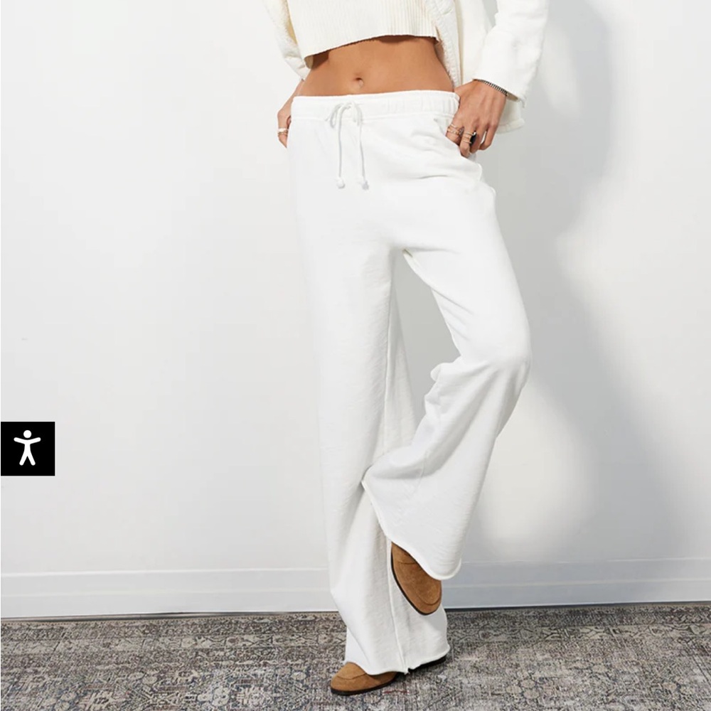 SET!! bobi Los Angeles White Wide-Leg Pants (S) with crewneck sweatshirt (L)
